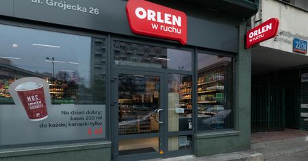 Obajtek obiecał sieć sklepów, ale niewiele z tego wyszło. Zamknęli nawet flagowy lokal