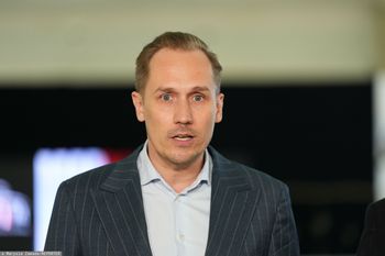 Afera wokół Berkowicza w Ikei. W sieci lawina komentarzy