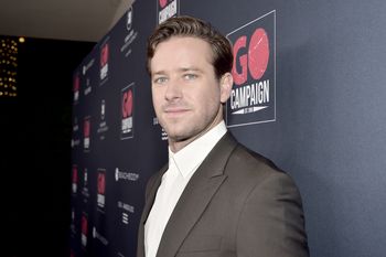 Armie Hammer wraca do skandalu. Mówi o "ukrzyżowaniu"