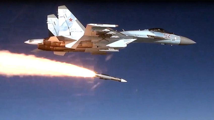 Testy pocisku powietrze-powietrze bardzo dalekiego zasięgu R-37M