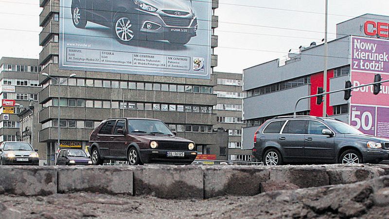 Ale jak wyjechać na Piłsudskiego, skoro wylot Pietryny wygląda tak