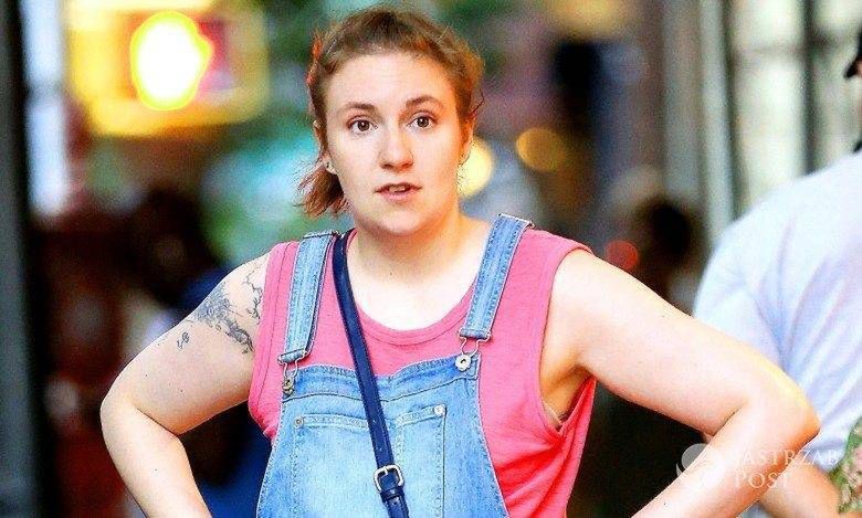 Lena Dunham na planie serialu "Dziewczyny"