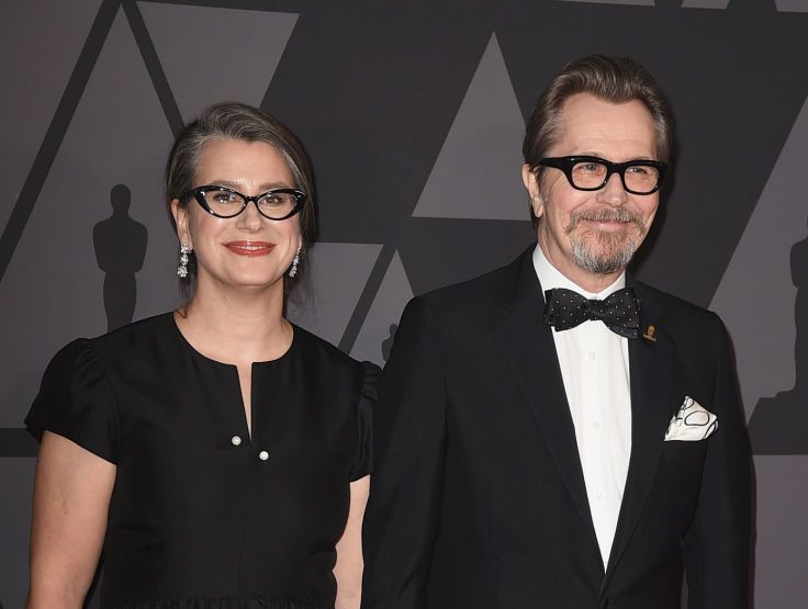 Gisele Schmidt i Gary Oldman na gali rozdania Oscarów, 2017