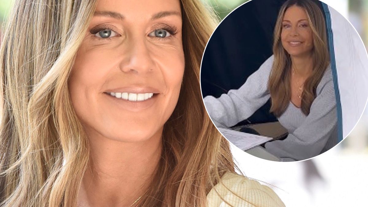 Małgosia Rozenek nadaje dla "DDTVN" prostu z namiotu. Biwakowa stylizacja? Szpilki i piękna sukienka
