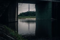 Pracownik patrzył, jak ktoś skoczył z mostu. Tu Wisła oddaje, co zabrała