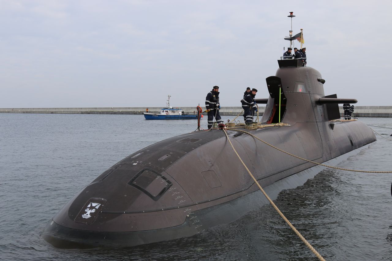 Niemiecki okręt podwodny w Gdyni. Bundesmarine chce szkolić Polaków, ale MON zwleka