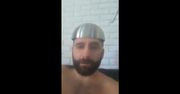 Koronawirus. Kontrowersyjny film radnego z Trzcianki. Oburzenie w sieci i interwencja małopolskiej kurator