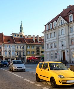 Otworzyli zabytkowy sejf. Tak wyglądają pamiątki z Breslau