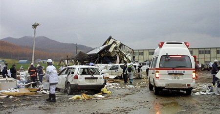 Co najmniej 9 osób zginęło w wyniku uderzenia tornado na Hokkaido