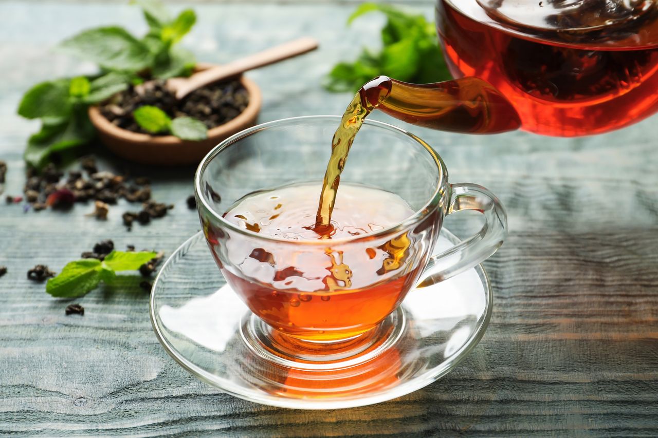 Jak zaparzyć herbatę? 7 faktów, o których nie wiedziałaś
