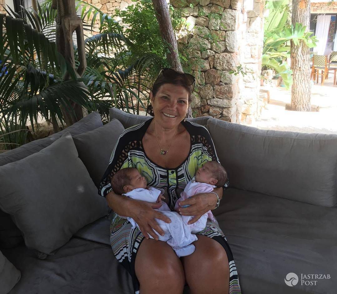 Mama Cristiano Ronaldo z bliznietami syna