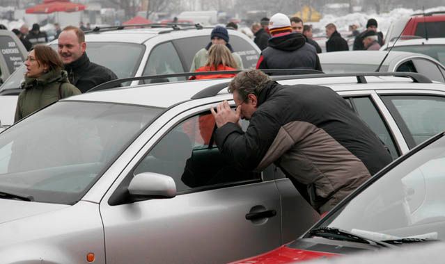 Używane samochody: gdzie sprzedający oszukują najbardziej?