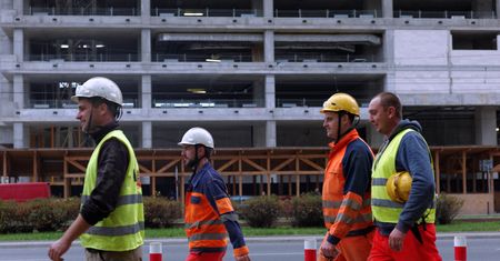 "Money. To się liczy". Projekt ws. małego ZUS zelektryzował przedsiębiorców