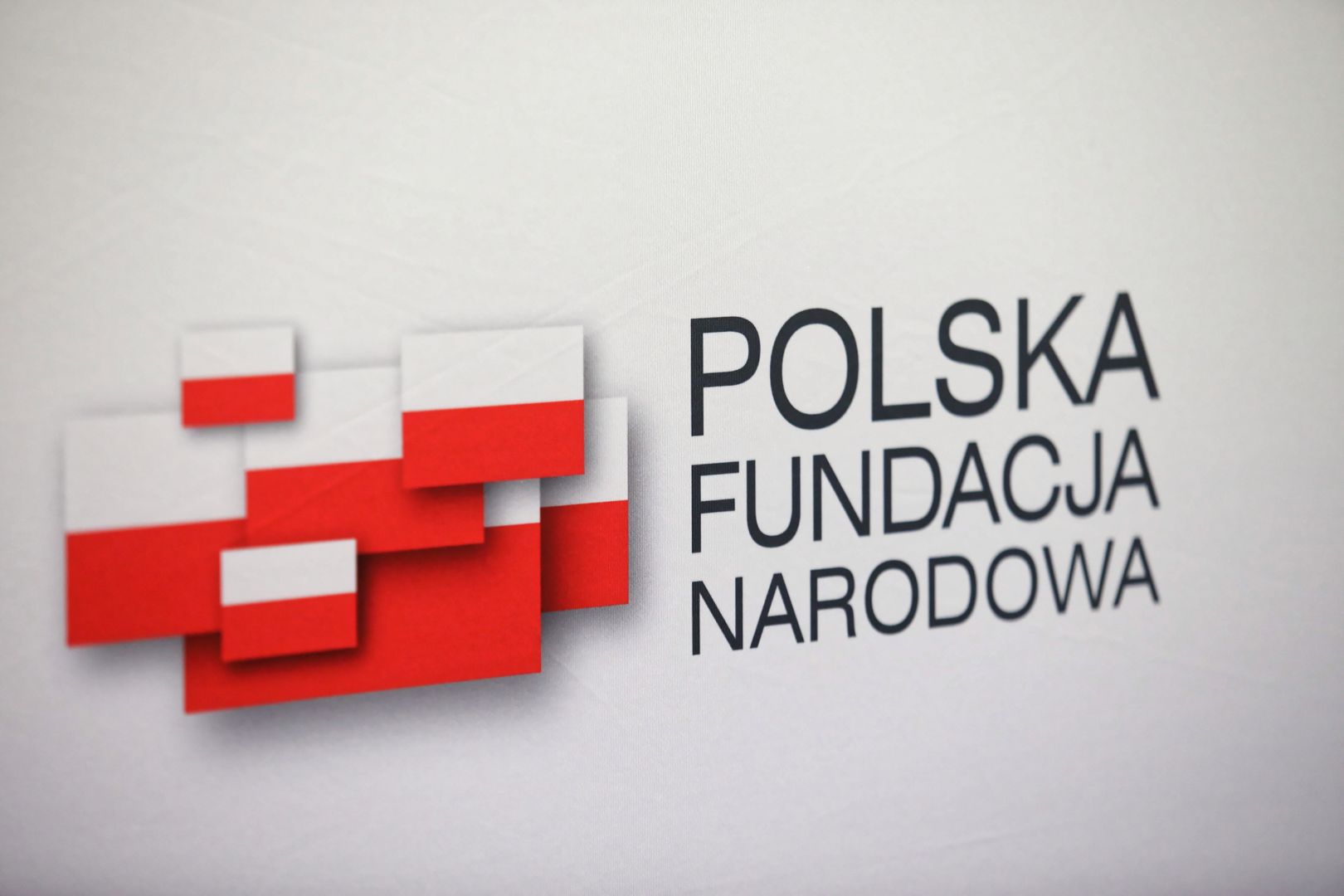 Koronawirus w Polsce. PFN przeznaczy pieniądze na walkę z wirusem 