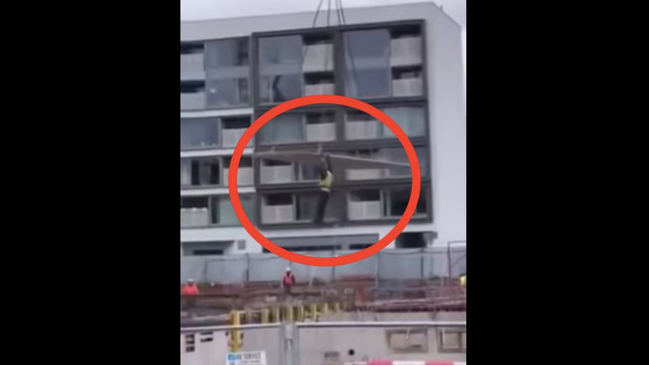 Poznań. Wideo zaniepokoiło internautów. Firma prowadząca prace wyjaśniła, jak doszło do trudnej sytuacji