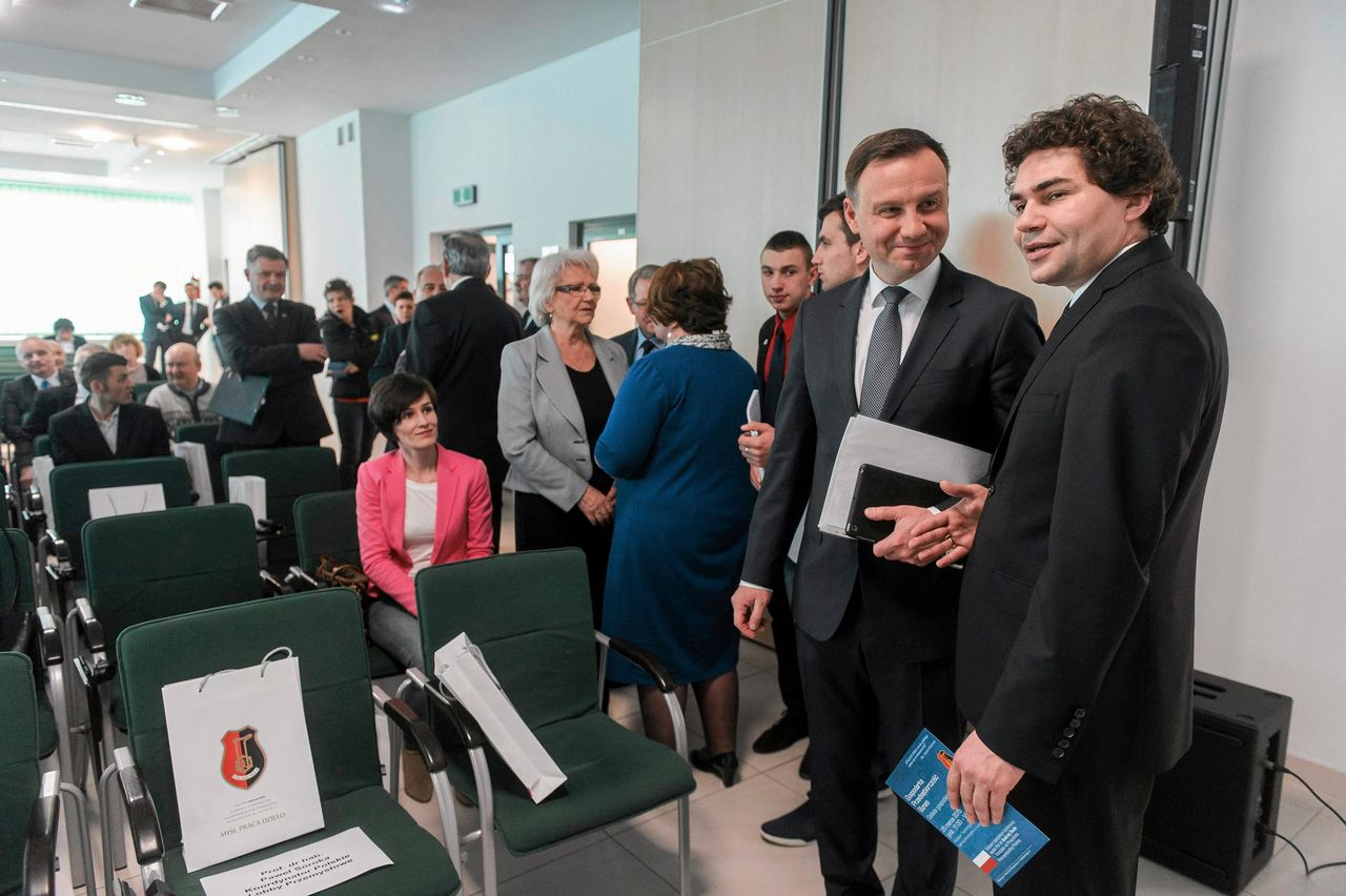 To oni mają pomóc Jarosławowi Kaczyńskiemu odbić samorząd. Młodzi prezydenci z PiS