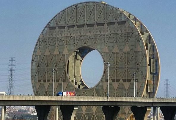 Zakazana architektura. Zobacz dziwaczne chińskie budynki