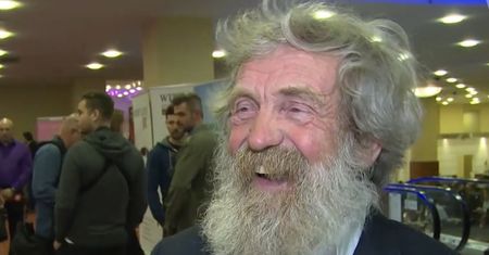 Aleksander Doba rezygnuje z mandatu radnego. "Lepiej przysłużę się jako podróżnik"