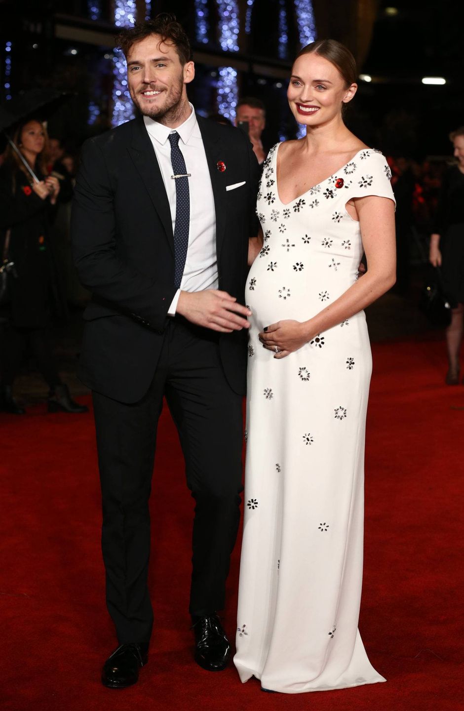 Sam Claflin z ciężarną żoną Laurą Haddock