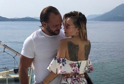 Doda na wakacjach w dwuczęściowym kostiumie. Pokreśliła wydatny biust