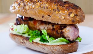 Zapomnij o niezdrowym fast foodzie. Przygotuj domowe hot-dogi w 3 odsłonach