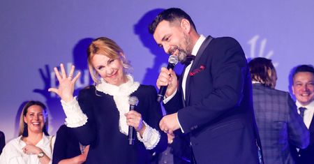 Tomasz Mandes oświadczył się na premierze "Underdog". Co za emocje!