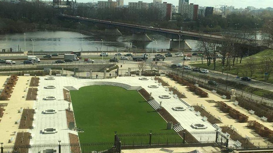 Ogród Dolny Zamku Królewskiego po odnowieniu