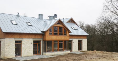 Zbudował pensjonat w Kazimierzu, wykorzystując materiały z odzysku