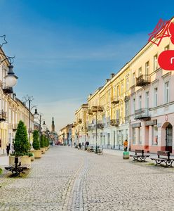 Odczarować "polskie dziury". Czyli miasta przed którymi uciekają Polacy