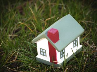 Masz działkę? Sprawdź jaki dom możesz na niej postawić