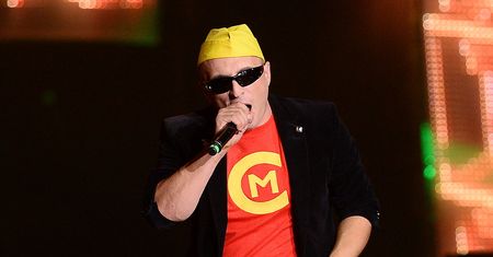Czadoman na bogato. Ma 32 lata, zarabia krocie