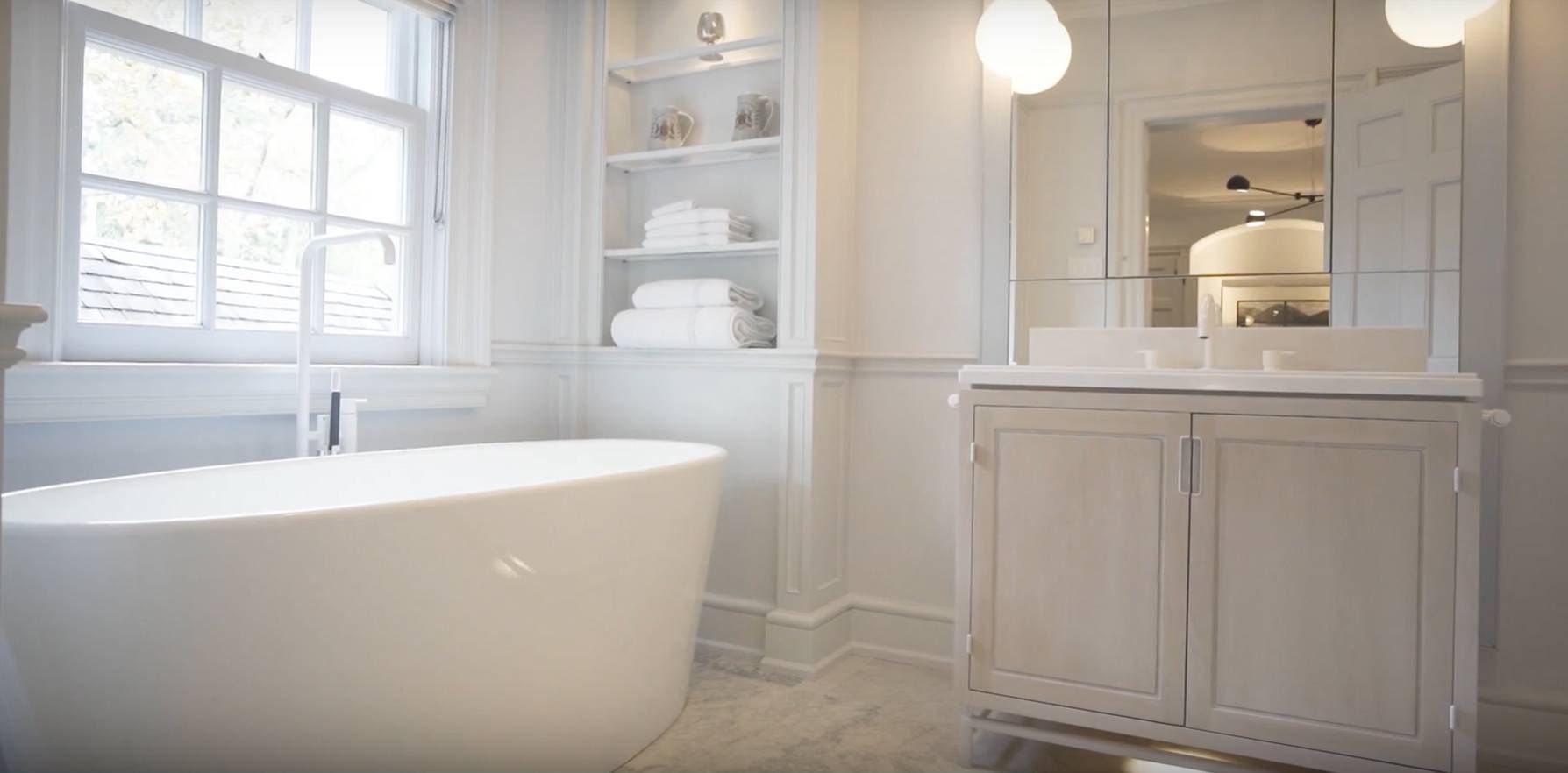 Meghan Markle i Harry - wymarzona posiadłość w Kanadzie, łazienka