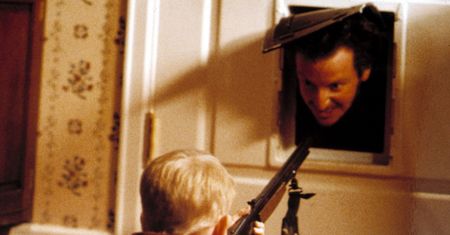 Polsat pokaże "Kevin sam w domu". Stacja zachęca, by brać przykład z bohatera filmu