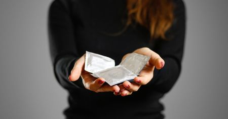 Matka nie powinna być przyjaciółką córki. Może ją w ten sposób stracić