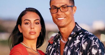 Georgina Rodriguez nosi pierścionek zaręczynowy za 3 mln zł. Wygląd błyskotki odbiera mowę