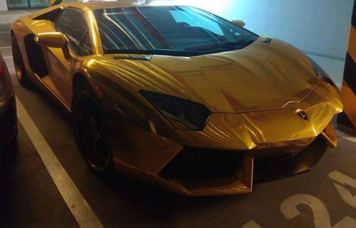 Złote Lamborghini wróciło do Polski. Już jeździ