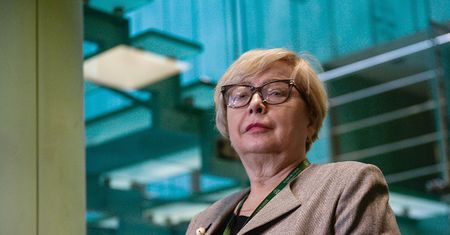 Zaskakujące decyzje prof. Małgorzaty Gersdorf. "Nie wolno jednego mówić, a drugiego robić"