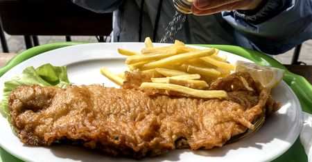 UOKiK skontrolował dworcowe bary i restauracje. Nie jest dobrze