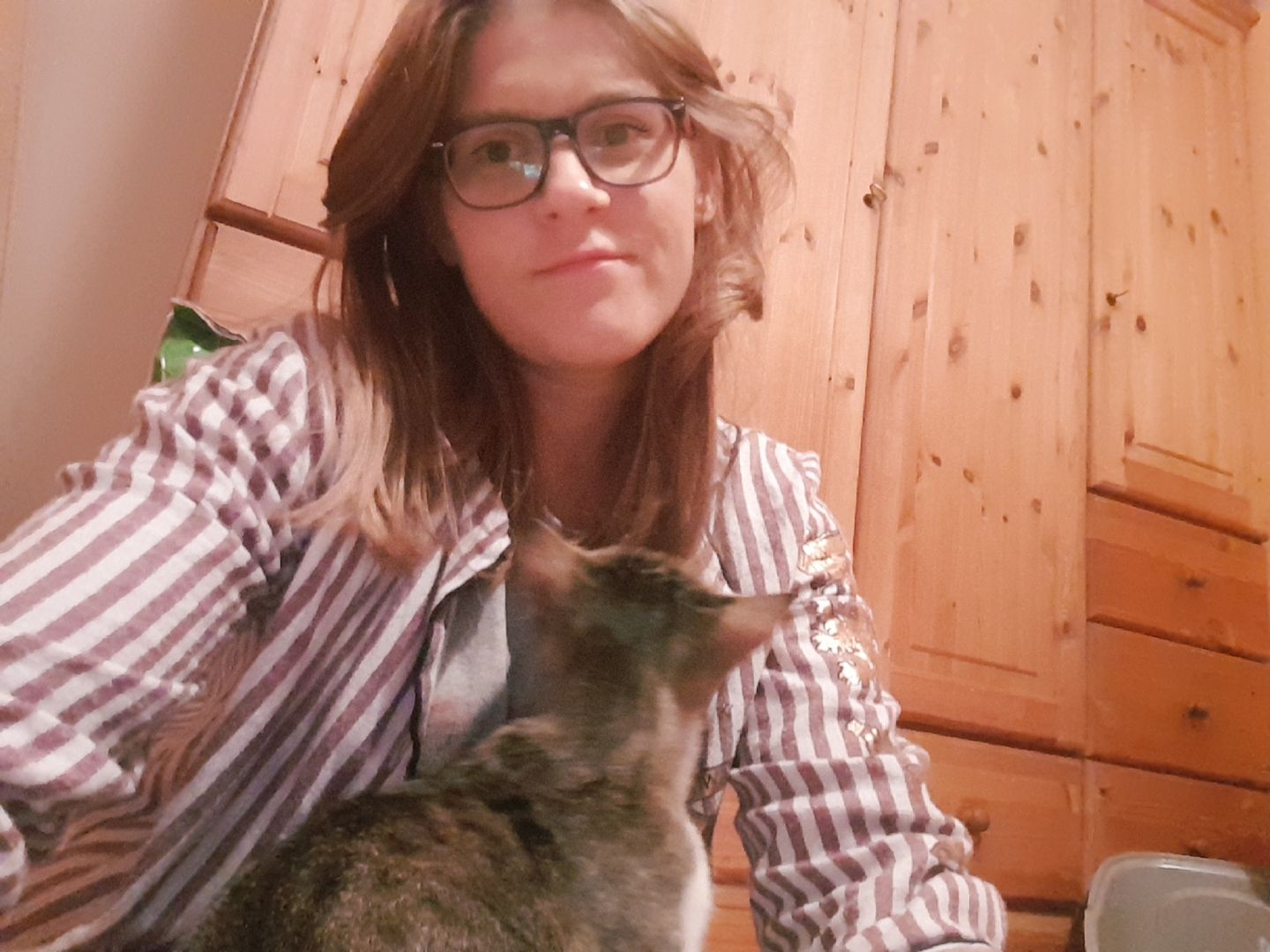 Luiza ma 34 lata, jednak wielu osobom ciężko w to uwierzyć. Młody wygląd przysparza jej czasem wielu problemów