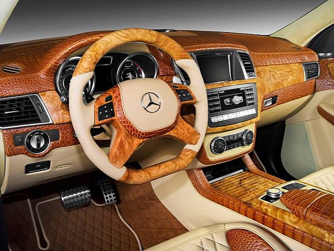 Top Car Mercedes ML63 AMG