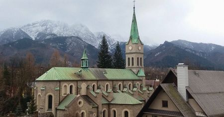 Parafia w Zakopanem zablokowała drogę. Jest reakcja władz miasta