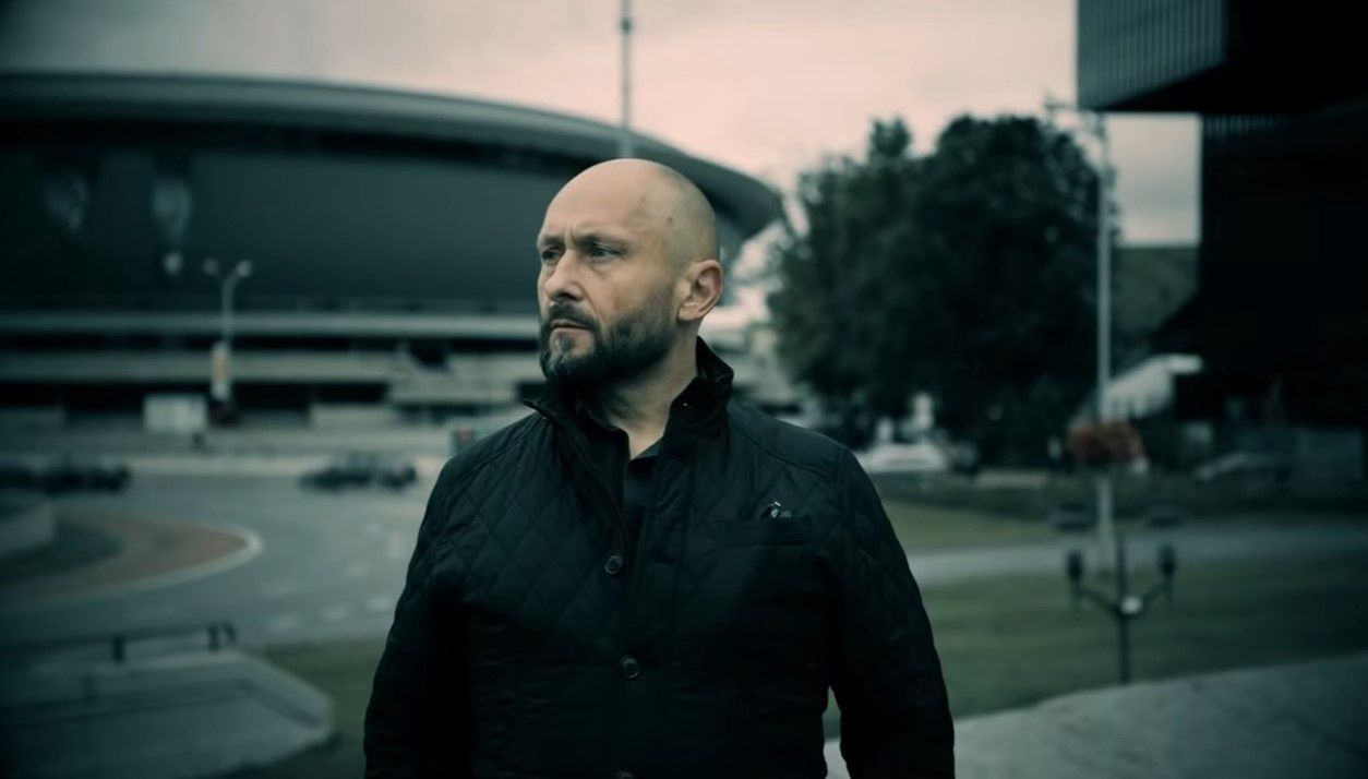 Kamil Durczok w teledysku
