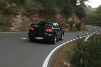 Mitsubishi chciałoby przywrócić do życia Lancera Evolution