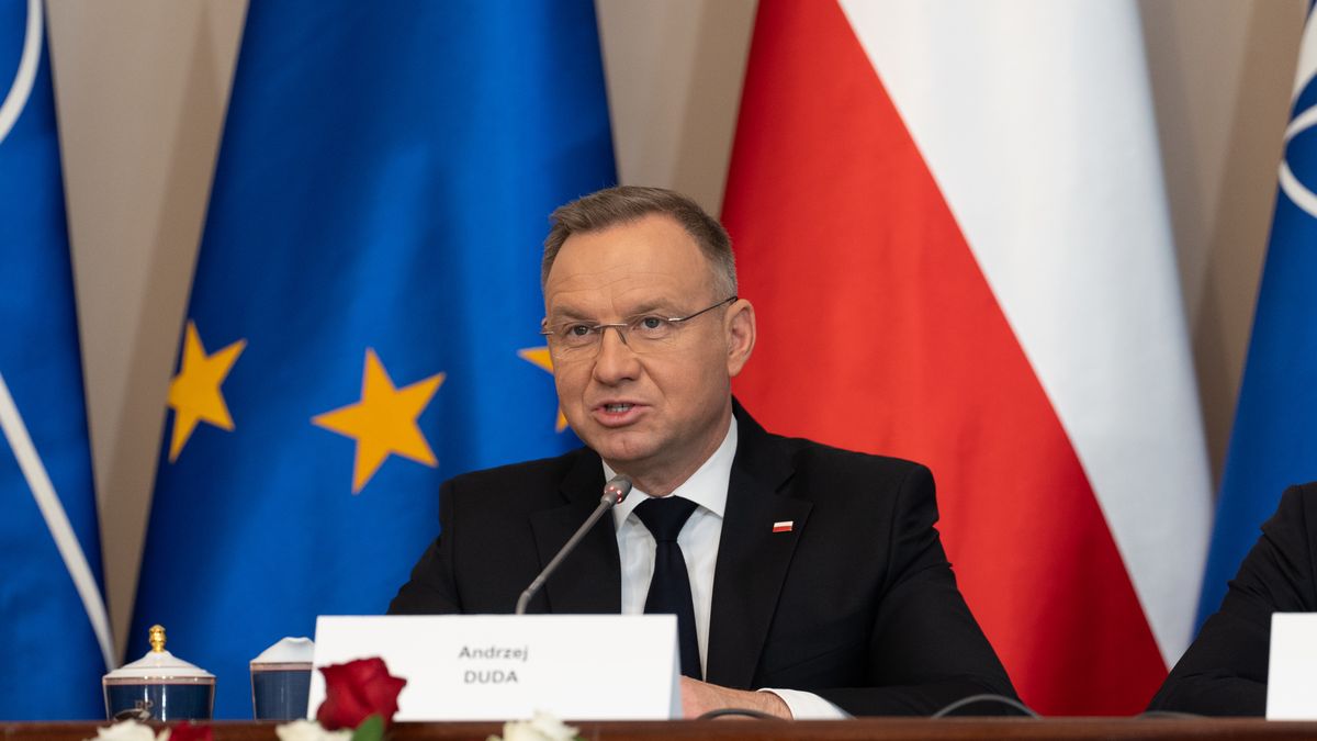 WARSAW, POLAND - 2024/07/08: President Andrzej Duda speaks during a meeting of the national security council. The meeting of the National Security Council convened by President Andrzej Duda began on Monday morning. It takes place before the departure of the Polish delegation to Washington, D.C., for the NATO summit. In the meeting participated, among others, Prime Minister Donald Tusk, Deputy Prime Minister and Minister of National Defense Wladyslaw Kosiniak-Kamysz, Minister of Foreign Affairs Radoslaw Sikorski, Chief of the General Staff General Wieslaw Kukula, Deputy Speakers of the Polish Parliament Wlodzimierz Czarzasty and Piotr Zgorzelski, Speaker of the Senate Malgorzata Kidawa-Blonska, Chairman of the PiS club, former Minister of National Defense Mariusz Blaszczak, Head of the Chancellery of the Prime Minister Jan Grabiec, and Head of the Chancellery of the President Malgorzata Paprocka. (Photo by Marek Antoni Iwanczuk/SOPA Images/LightRocket via Getty Images)