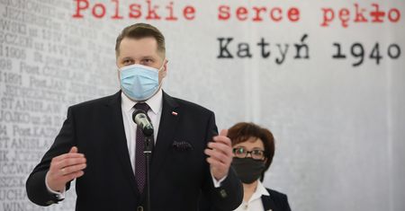 Powrót do szkół. Minister Przemysław Czarnek ujawnia szczegóły