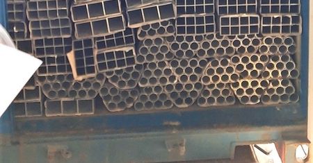 Niezwykły przemyt. Zatrzymano 6 ton metalowych elementów
