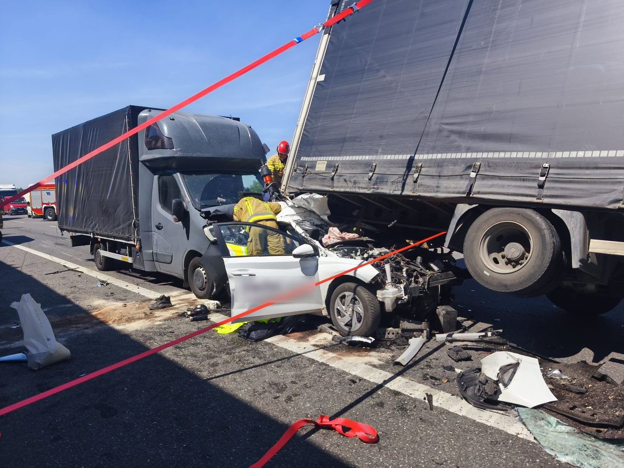 Wypadek na A1 w Dobieszowicach. Wiemy, co z kierowcą osobówki