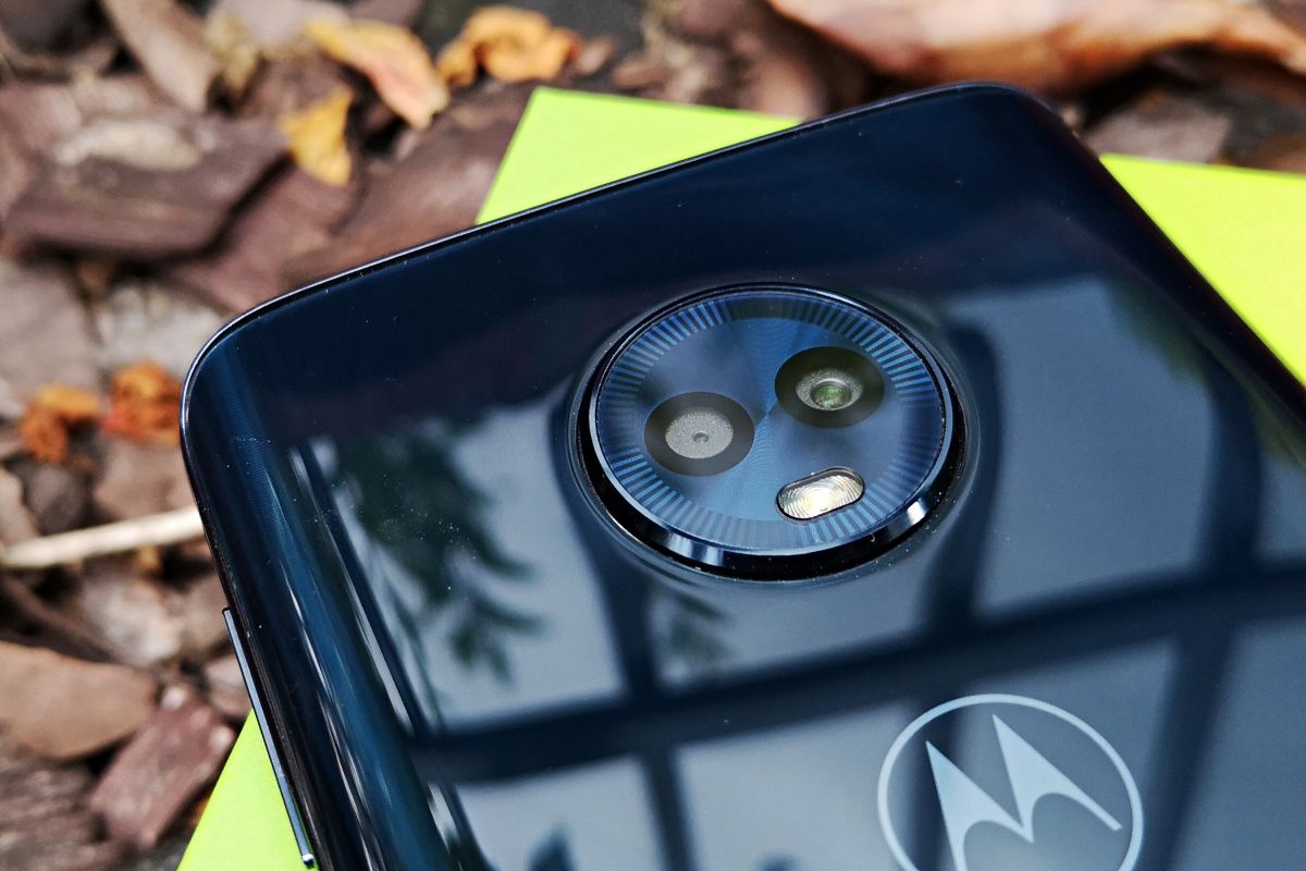 Motorola Moto G6 – test smartfonu z lekkim i sprawnym Androidem 5