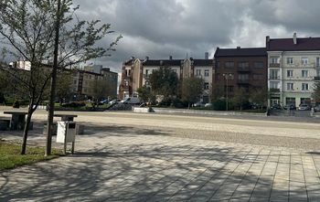 Przebudowa Rynku w Ostrowcu za 22,2 mln zł. Wykonawca przejął plac budowy