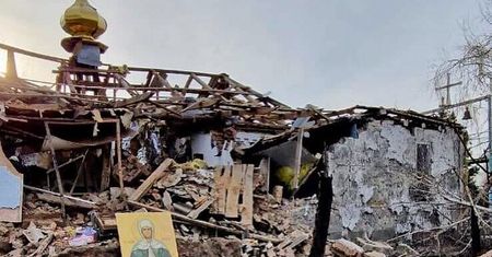 Atak na szkoły, szpitale i kościoły. Nie zawahali się nawet w święta [RELACJA NA ŻYWO]